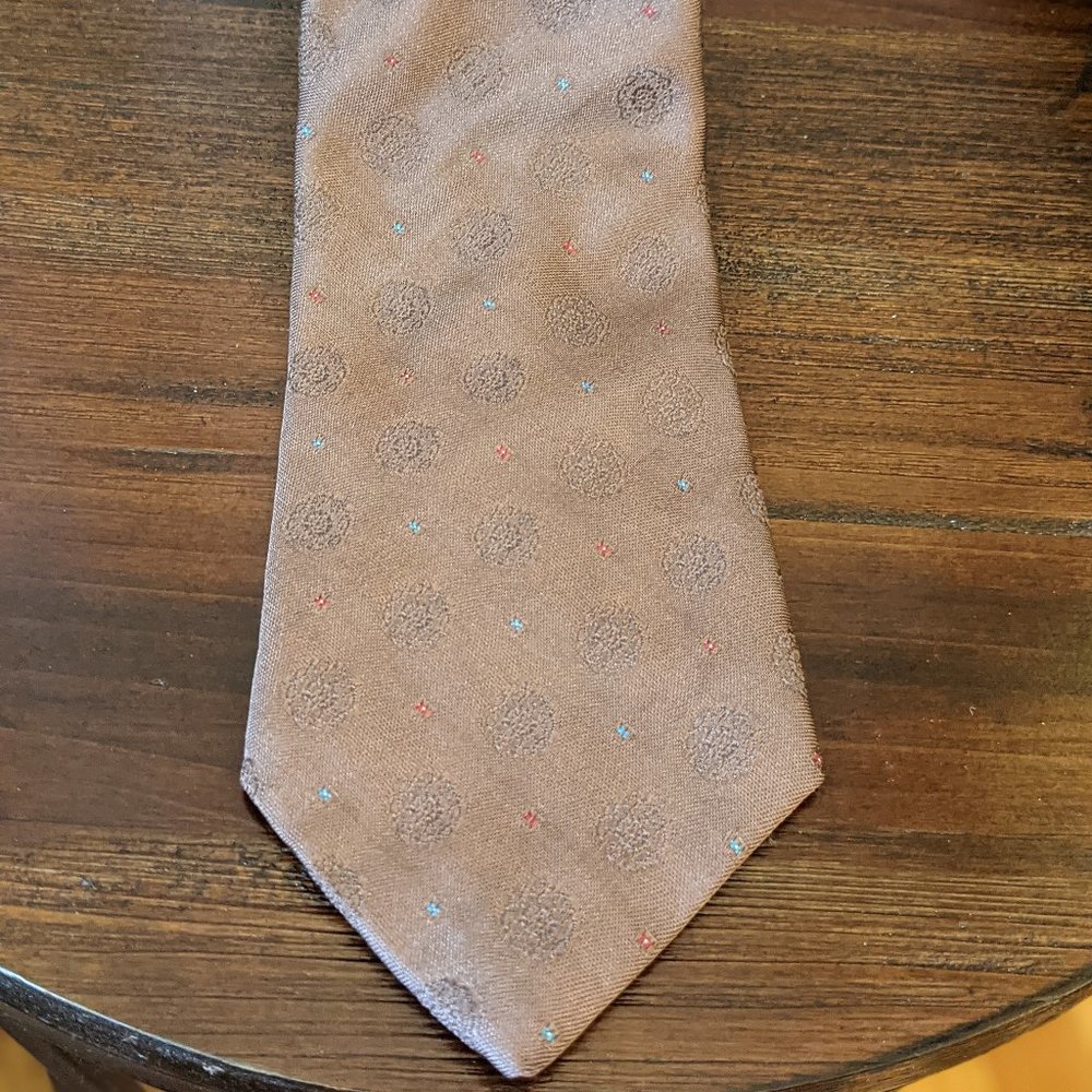 $5!!! Mare de Paris Vintage Brown Embroidered Mandala Tie